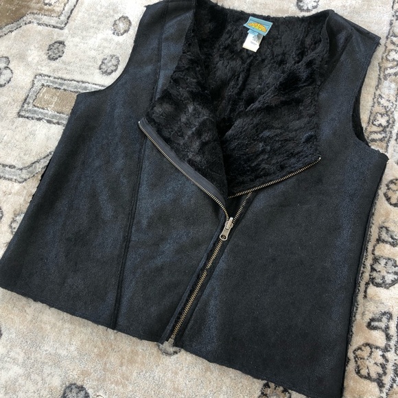 C&C California Black Reversible Fur Moto Vest - Picture 7 of 8
